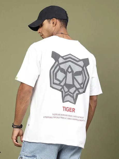 Unleash Your Inner Tiger with Our Oversized Graphic Tee!